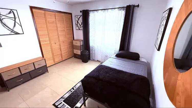 ★ Male Roommate Wanted ★