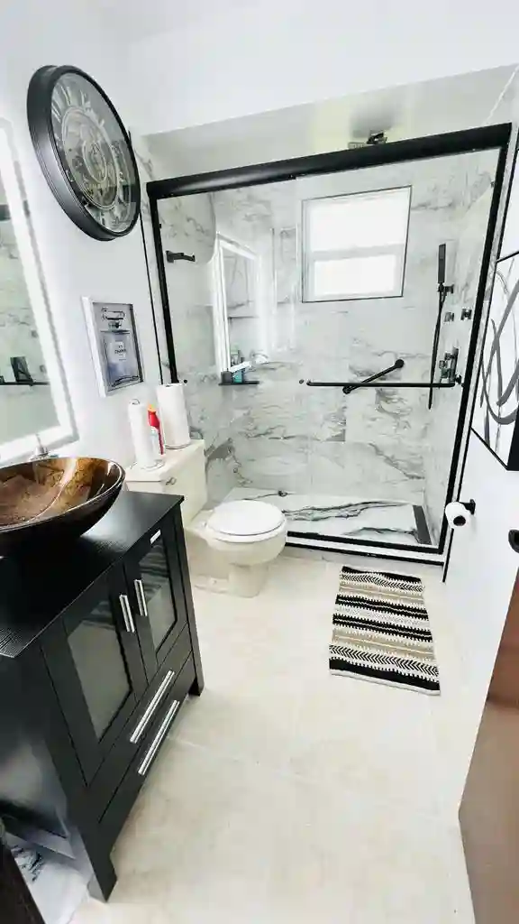 ★ Male Roommate Wanted ★