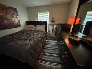 Private room for rent in Bartlett