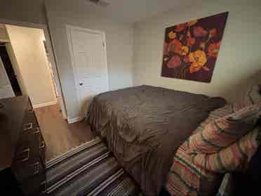Private room for rent in Bartlett
