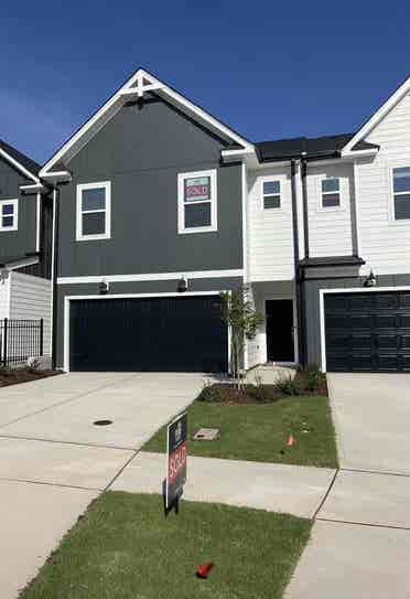 NEW Townhouse 2 rooms room shared