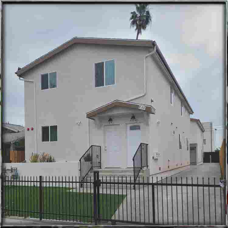 SHARED & PRIVATE ROOMS FOR RENT