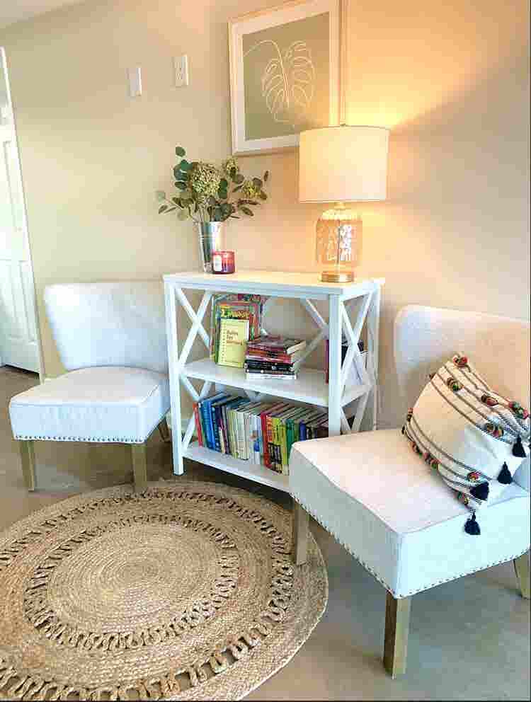 PRIVATE ROOM- RIVERVIEW HOME w/pool