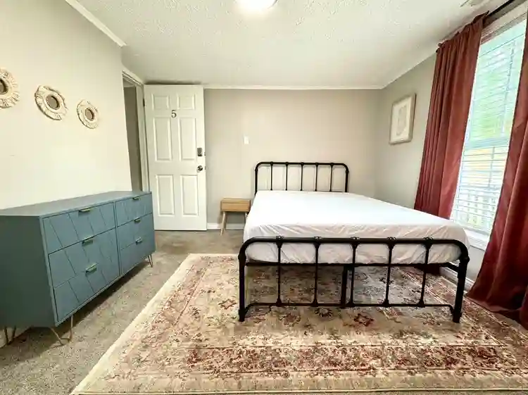 Private Room -Clarksville, IN