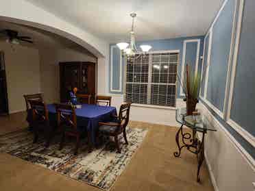 Spacious bedroom in Mandrain.