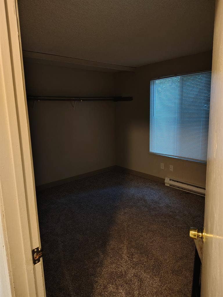 room for rent, Beaverton duplex.