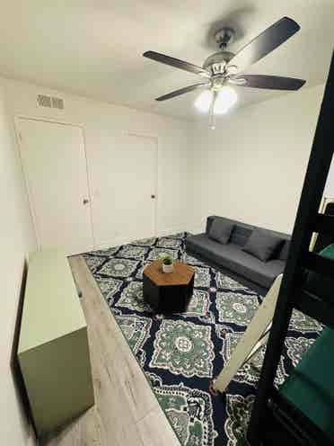 room for rent