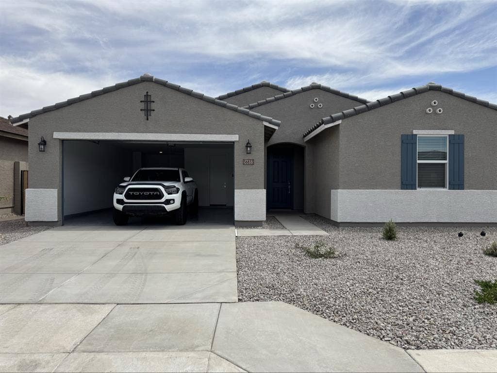 Newly Built Home, Rooms for rentt
