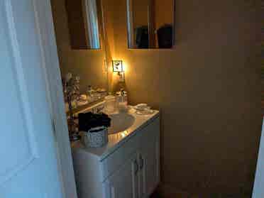 Large 1 bedroom private bath