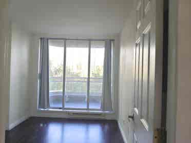 Baths BURNABY APARTMENT