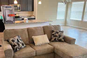2 Fully Furnished Private Bedrooms!