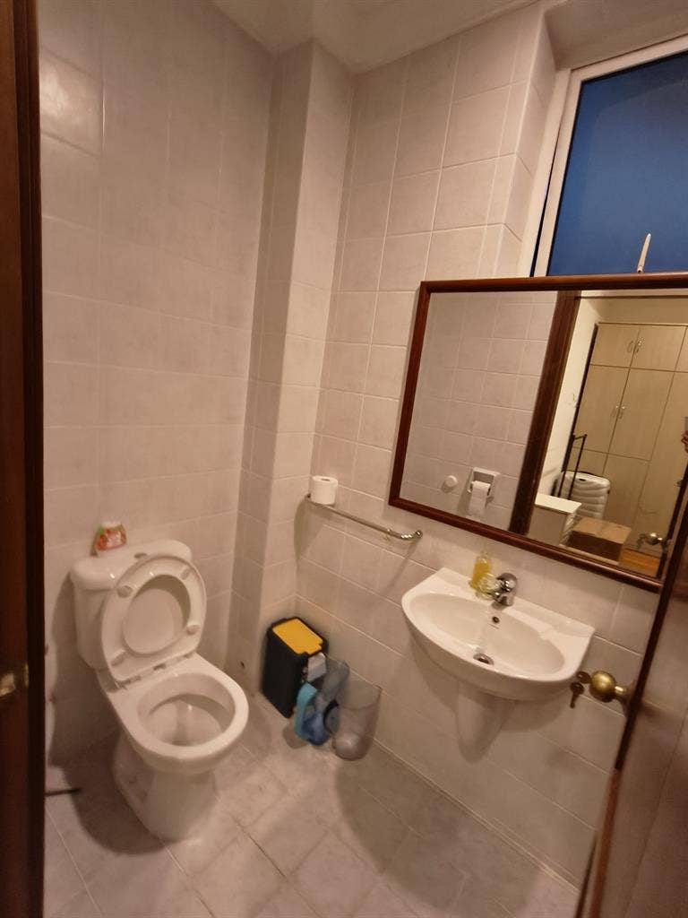 Master bedroom for rent East Coast