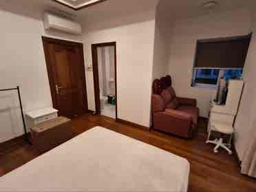 Master bedroom for rent East Coast