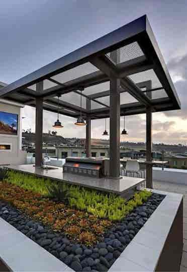 Luxury Top- Floor Private Bd/Bath