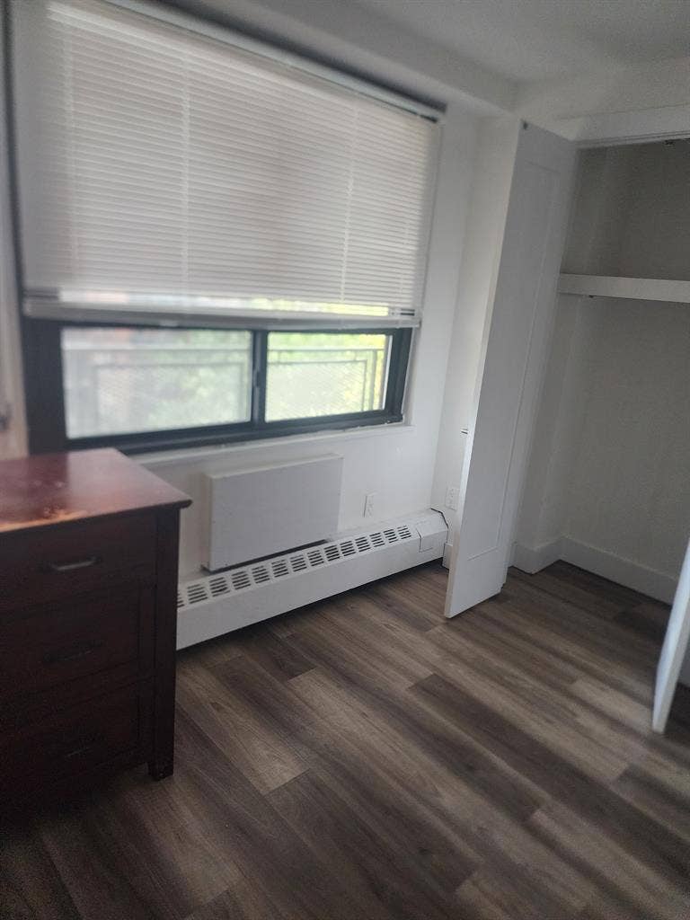 Renting room