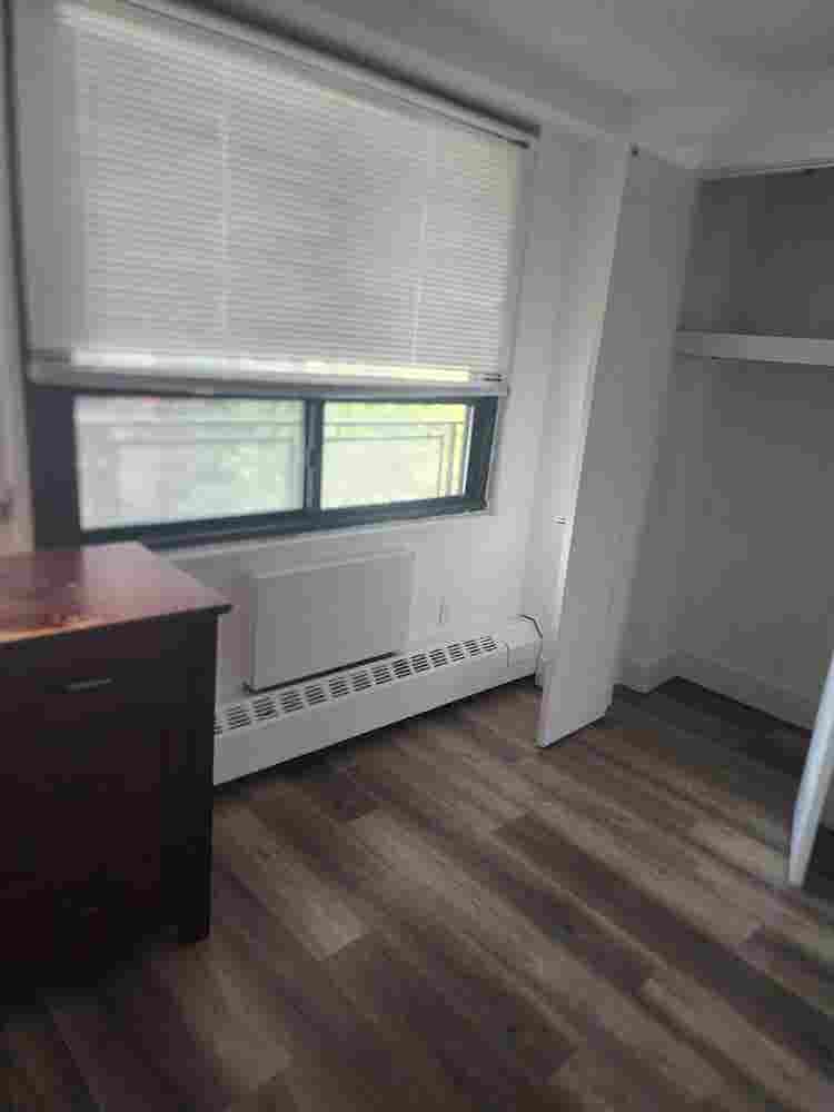 Renting room