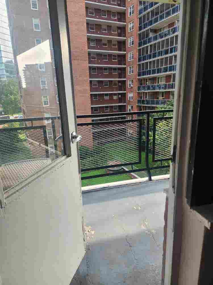 Renting room