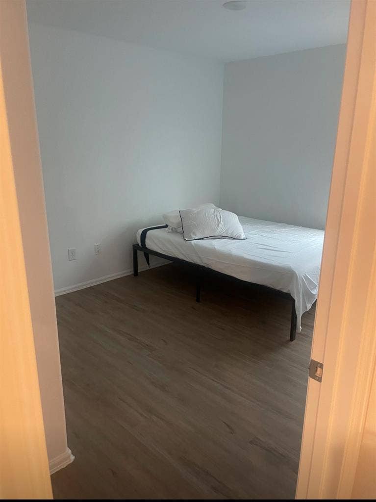 Bedroom for rent