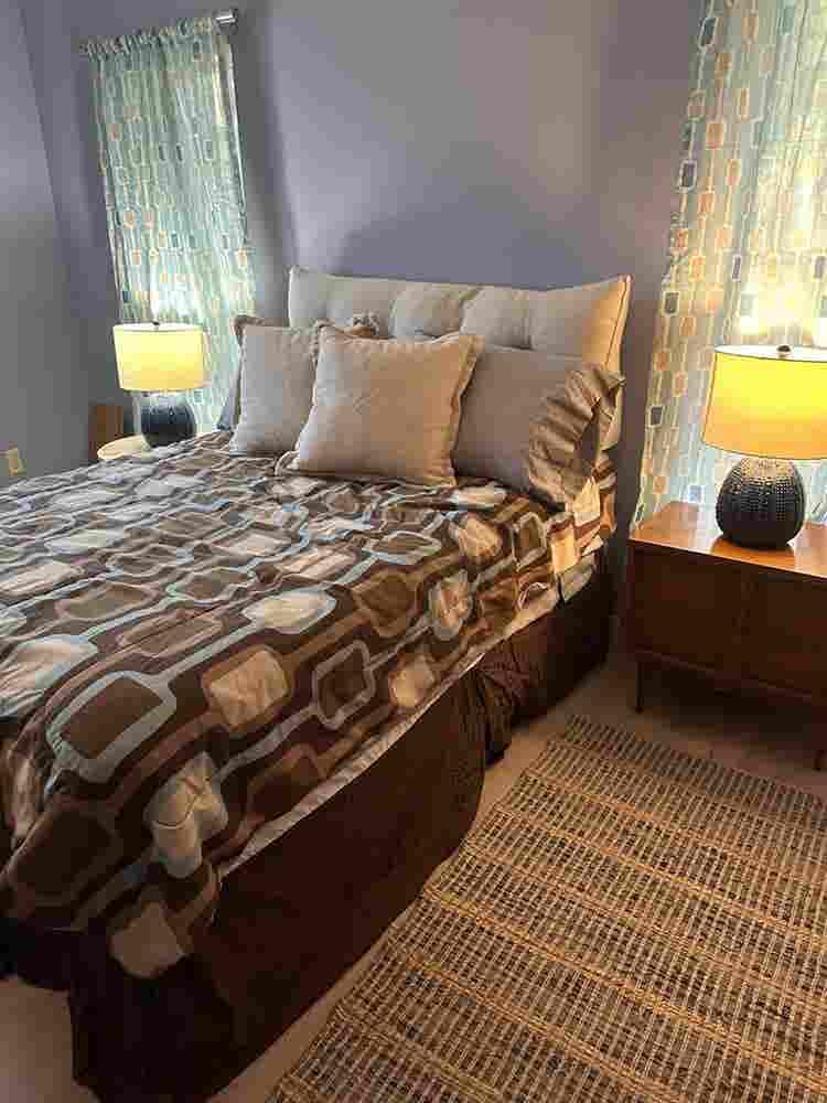 Furnished Studio Apt.