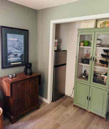 Furnished Studio Apt.