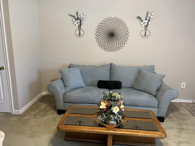 Furnished Room 
Available Now!