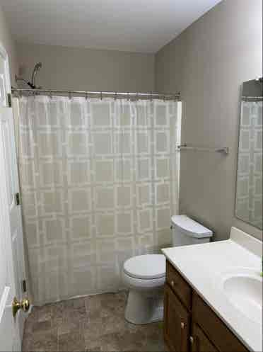 Beautiful townhouse with a room!