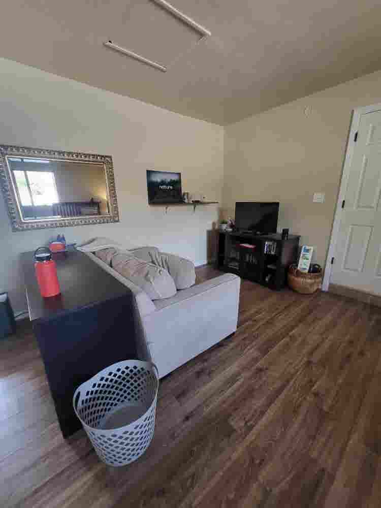 Great room to rent!