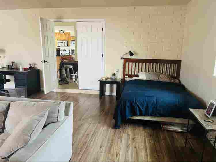 Great room to rent!