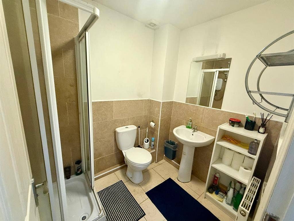 Male room
