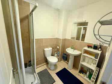 Male room