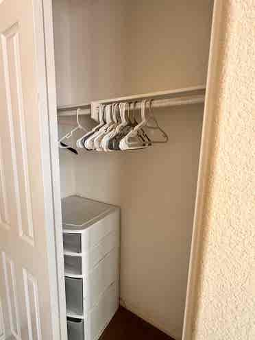 2X Private Rooms for Rent