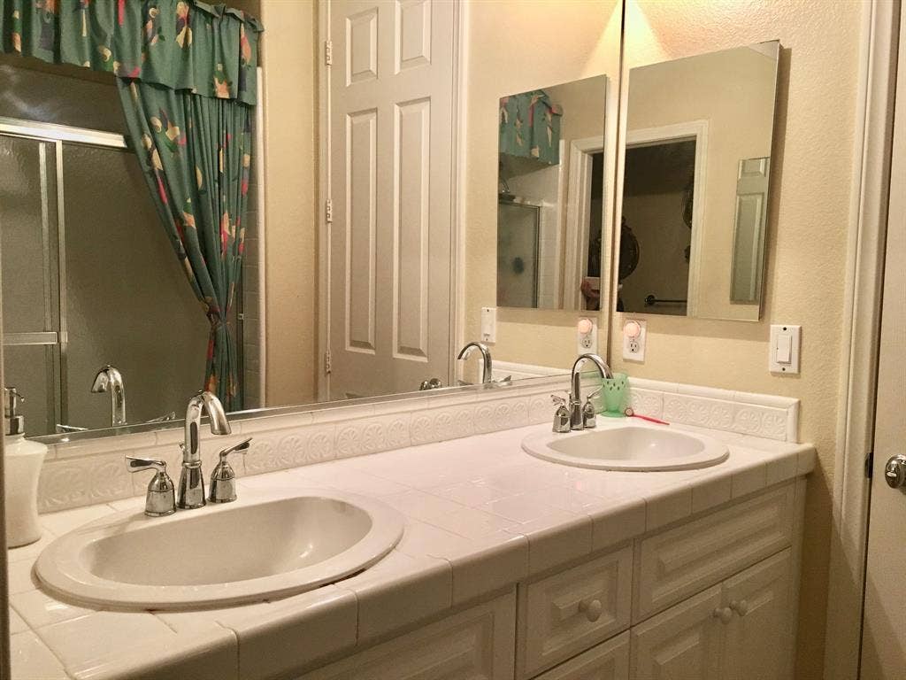 2X Private Rooms for Rent