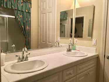 2X Private Rooms for Rent