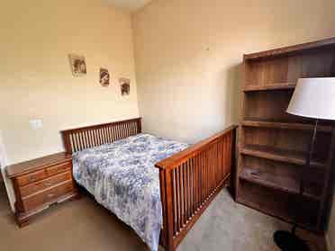 2X Private Rooms for Rent