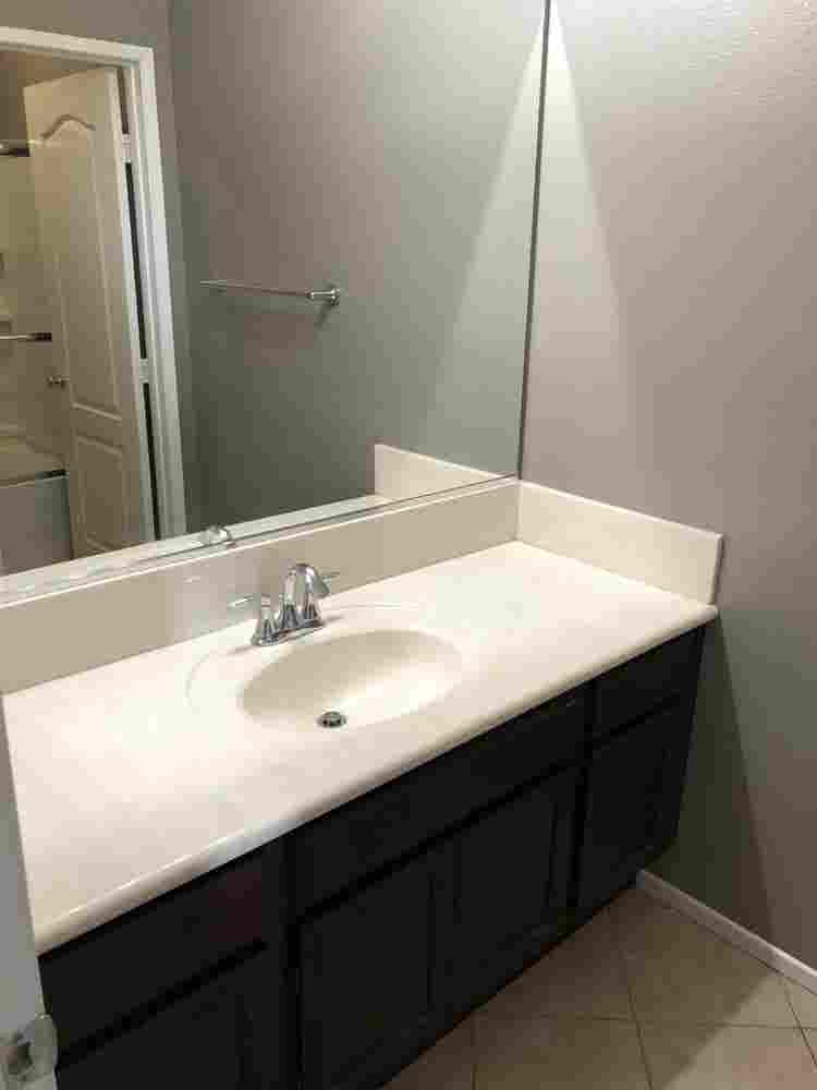 Female Roomie-Aug 1 MoveIn-Utl Incl
