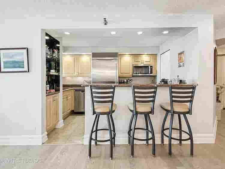 Two Furnished Rooms at  N Harbor Dr