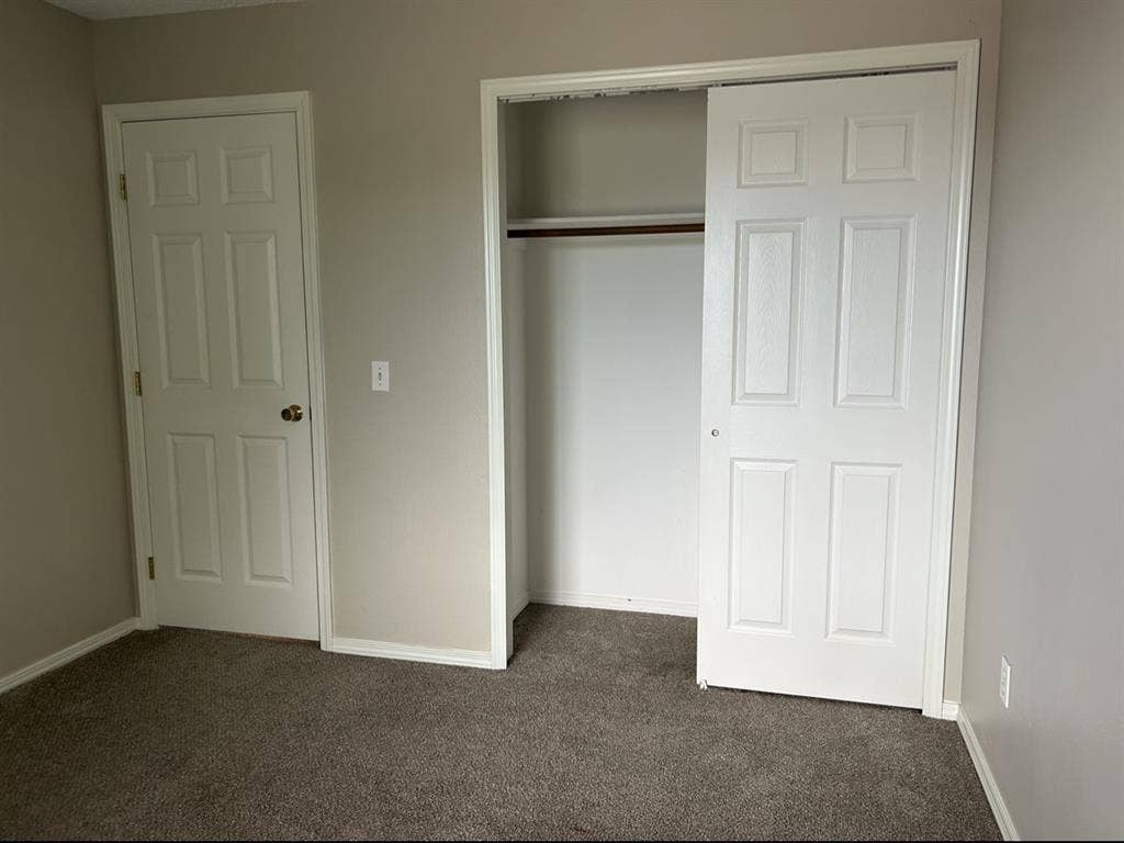 Large home for wonderful people!