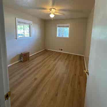 Spare room NE Albuquerque