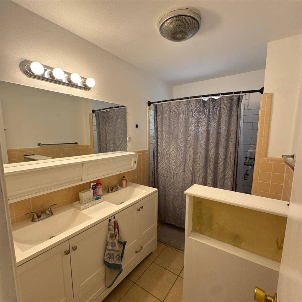 Spare room NE Albuquerque