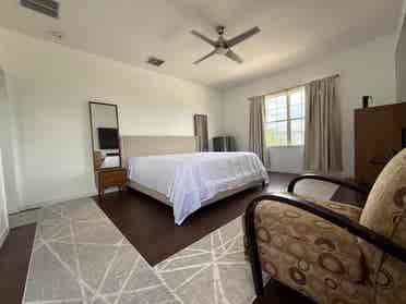 Newly Renovated Master In Avalon