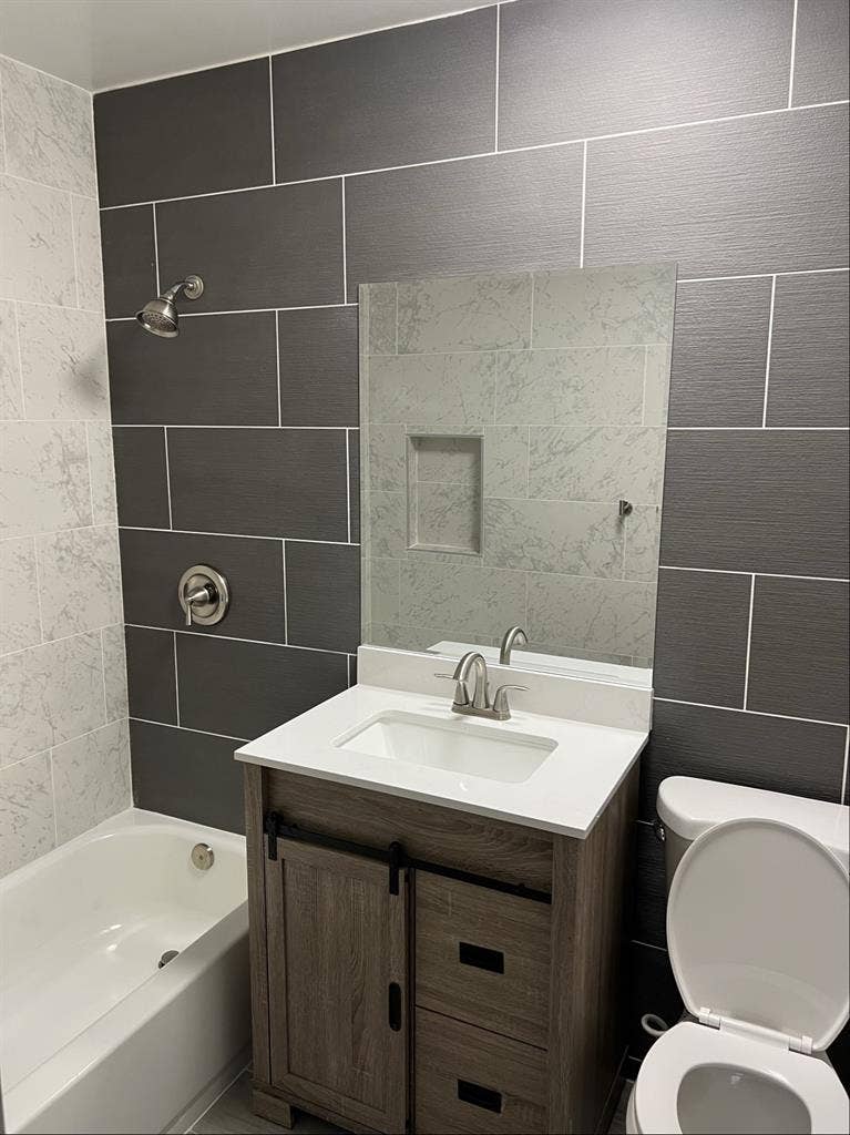 Small sized room for rent