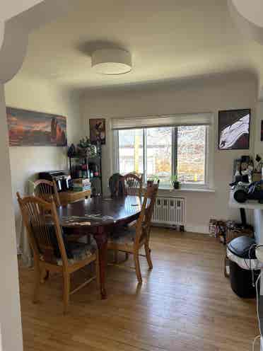 1 roommate, 3 bedroom townhouse