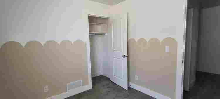Cozy private room w/ street parking