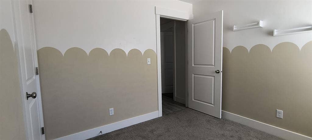 Cozy private room w/ street parking
