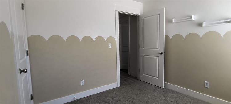 Cozy private room w/ street parking