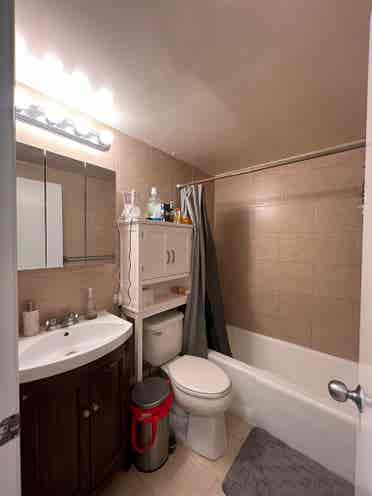 ✨Clean Spacious Room Midtown South✨