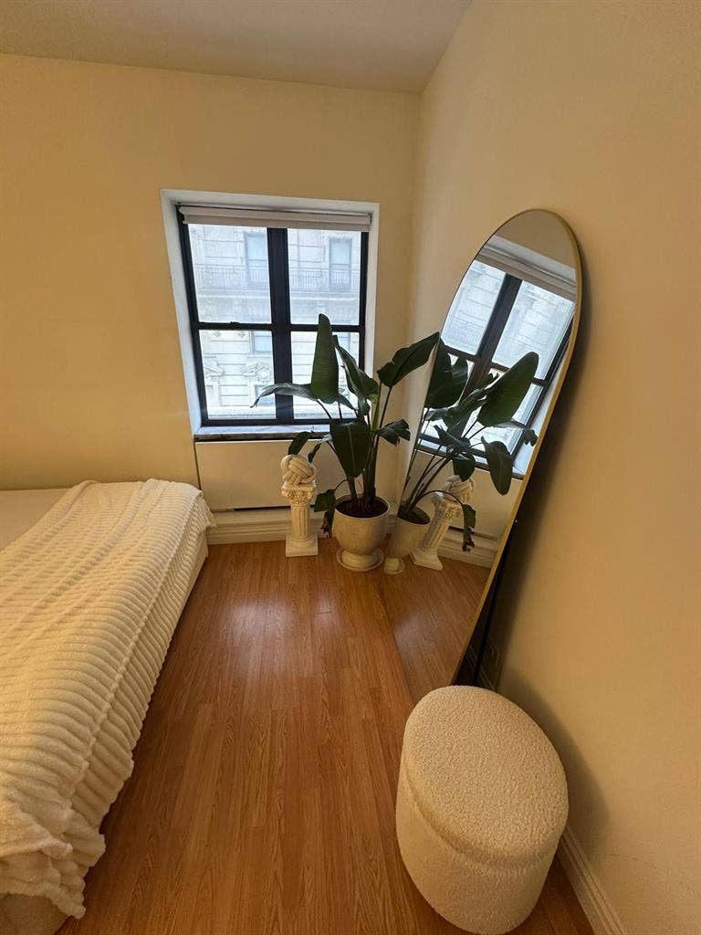 ✨Clean Spacious Room Midtown South✨