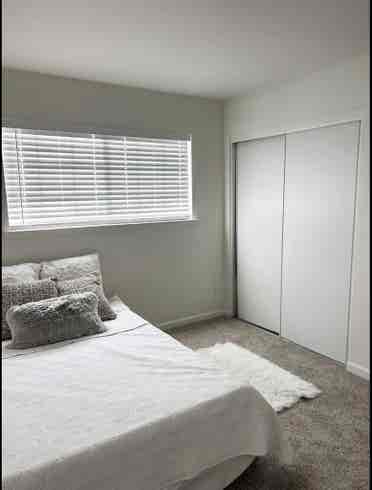 Room for rent with price bathroom