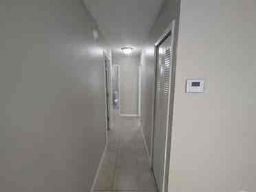Room for rent Valencia East Campus