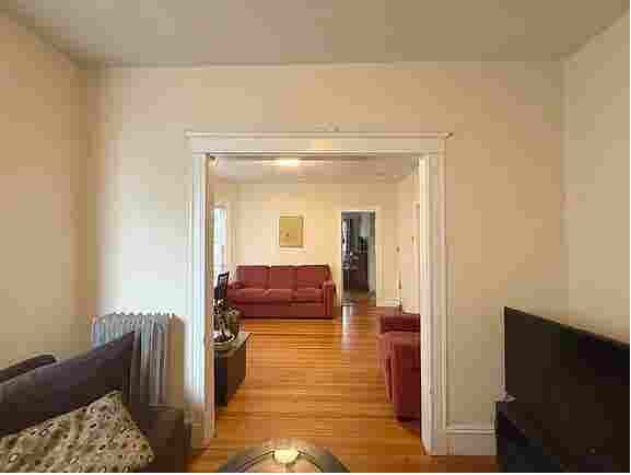 Room for rent - year lease
